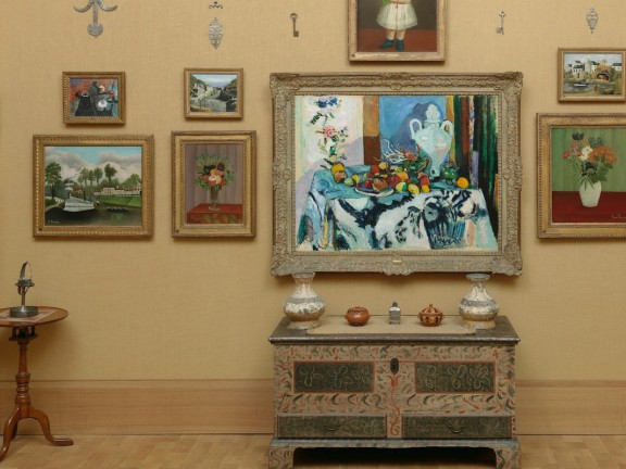 Henri Matisse's different paintings hanging on the wall.