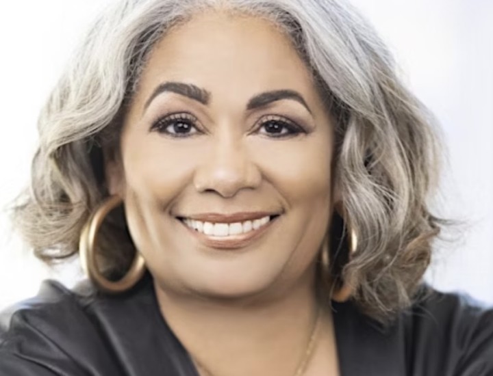 A headshot of Dyana Williams