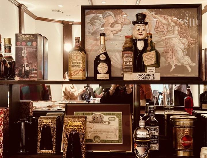 jacquin distillery photo