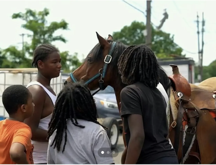 Fletcher Street Urban Riding Club Community Care Day