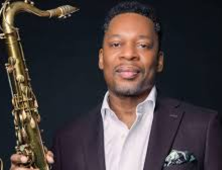  Ravi Coltrane